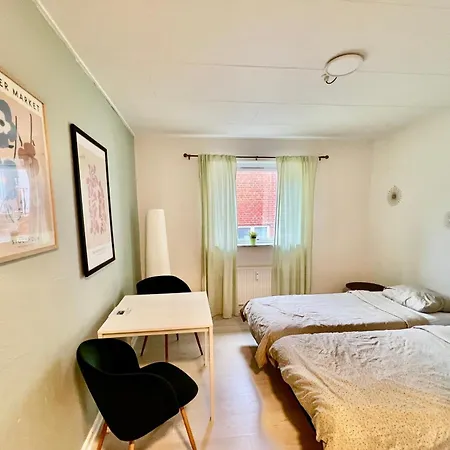 Apartament 5minute Walk To Lego House-best Location-garden On Site N9 *