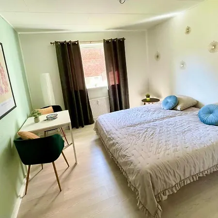 5minute Walk To Lego House-best Location-garden On Site N9