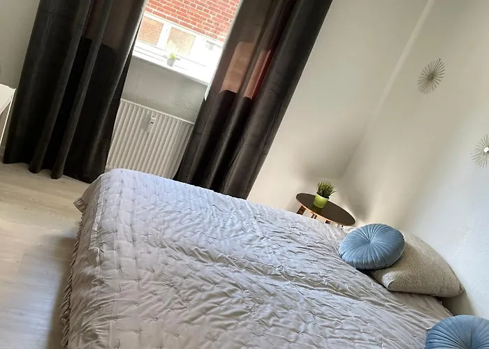 Apartman 5minute Walk To Lego House-best Location-garden On Site N9 *